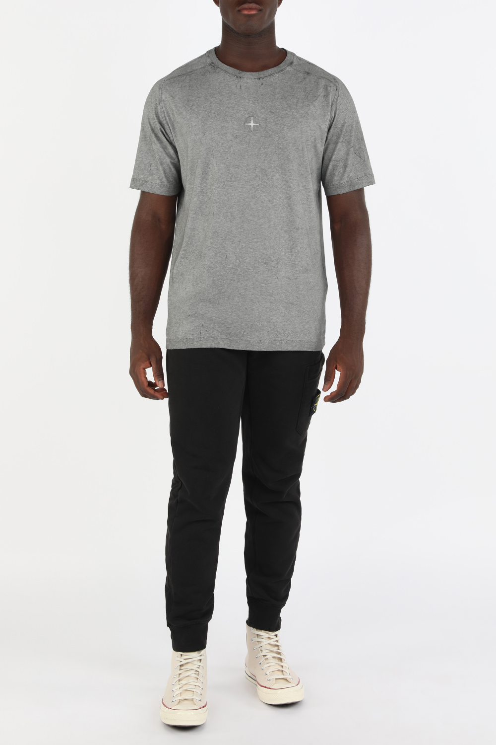 תמונת כל הלוק של Classic Star T-Shirt in Grey